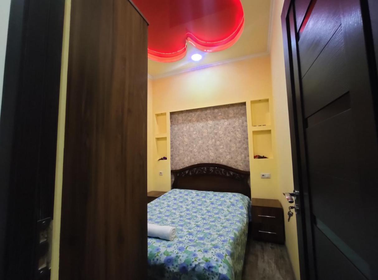 Khanjyan 7 Luxury Apartment Yerevan Exterior photo